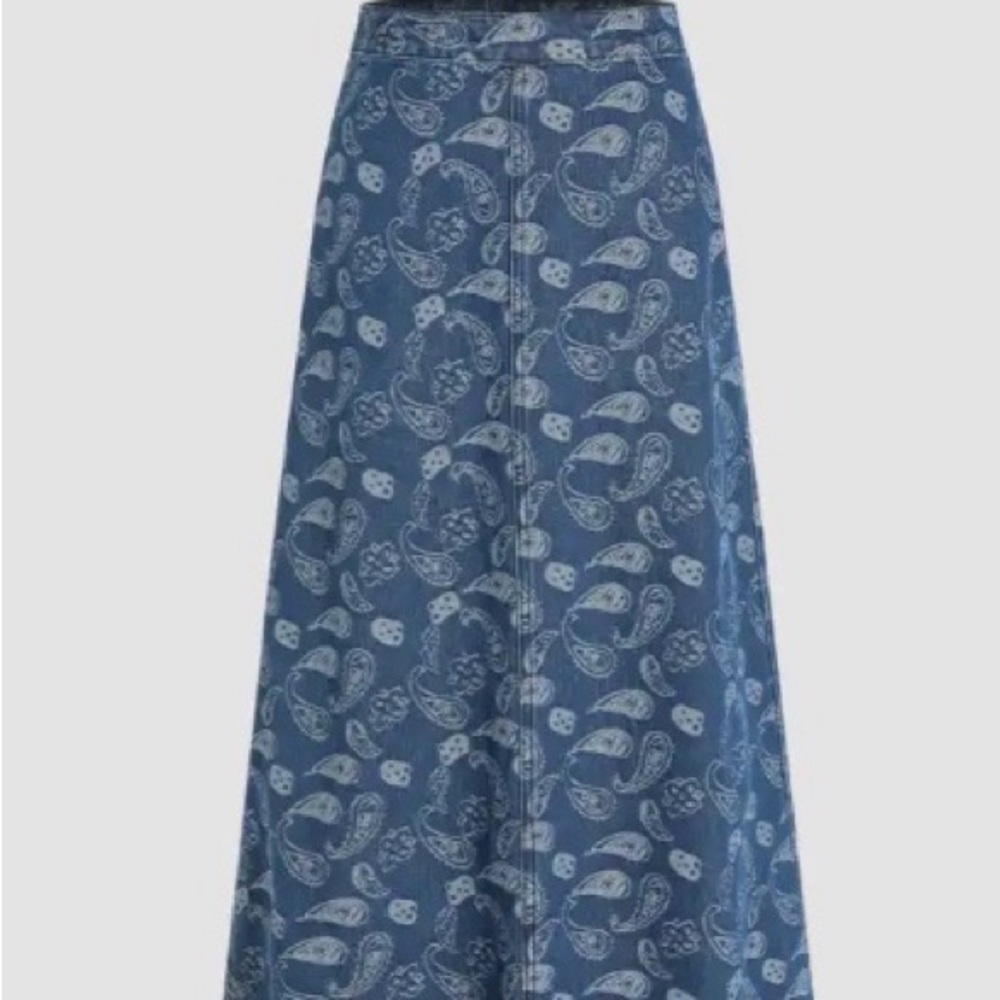 Cider Maxi Denim Skirt. Paisley Pattern. Size 1XL.